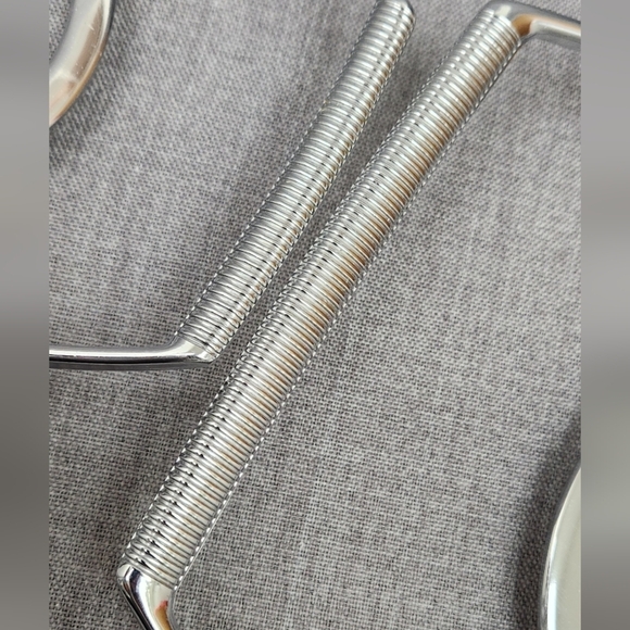 Corning Ware Polished Metal Pot Holder/Casserole Trivets With Handles. Set of 2. - Picture 3 of 8